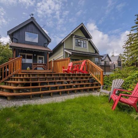 Bear Coast, Cabin With Hot Tub, Patio, And Waterview Villa Ucluelet Exterior photo