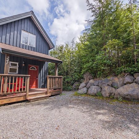 Bear Coast, Cabin With Hot Tub, Patio, And Waterview Villa Ucluelet Exterior photo