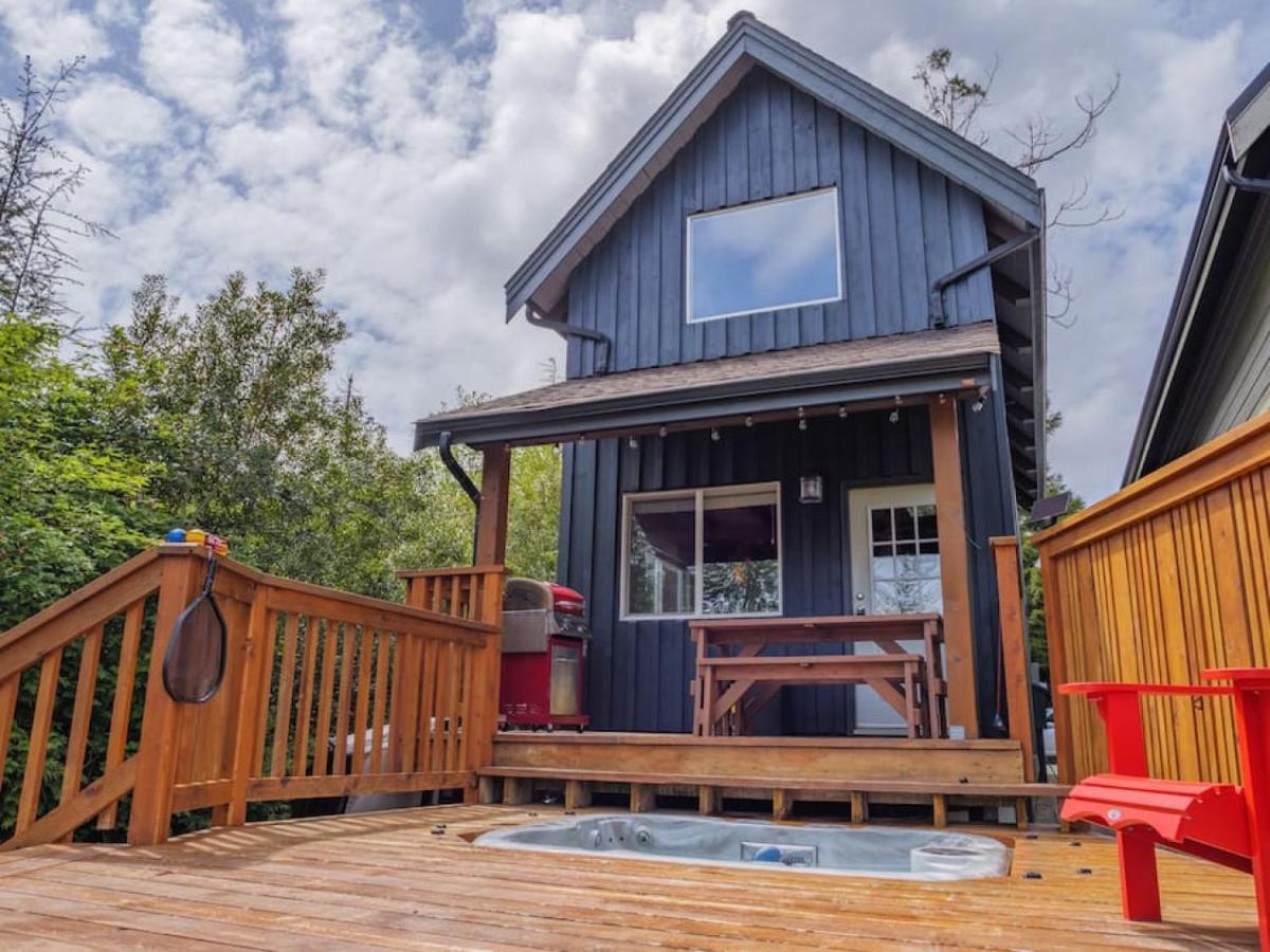 Bear Coast, Cabin With Hot Tub, Patio, And Waterview Villa Ucluelet Exterior photo