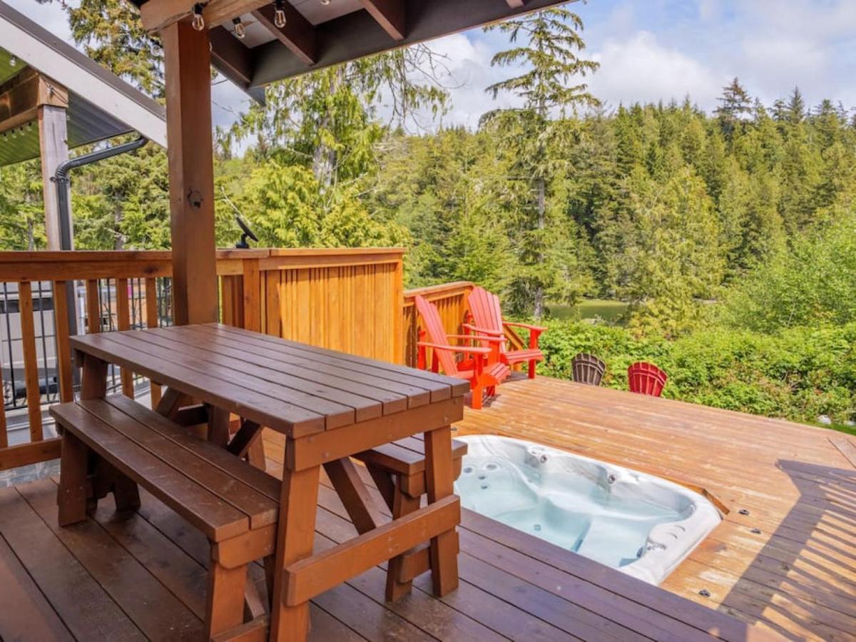 Bear Coast, Cabin With Hot Tub, Patio, And Waterview Villa Ucluelet Exterior photo