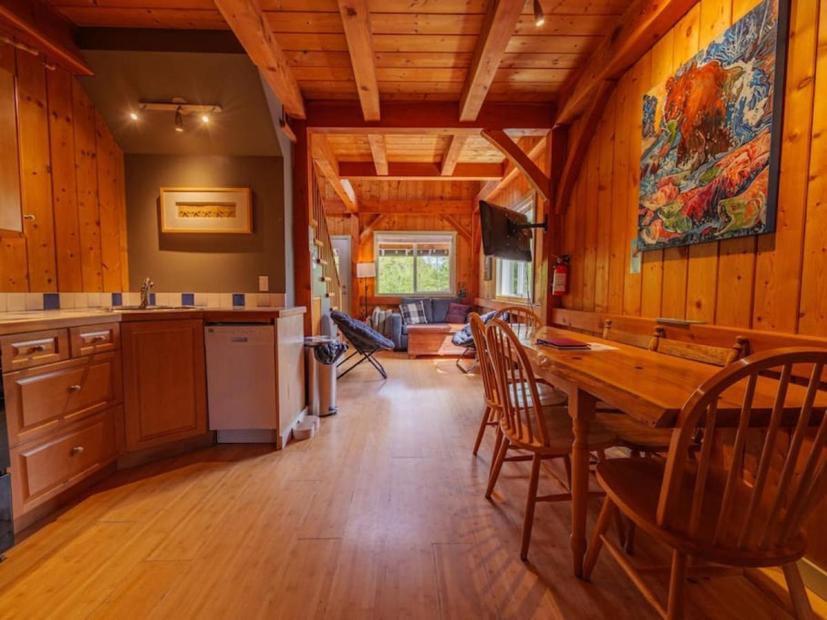 Bear Coast, Cabin With Hot Tub, Patio, And Waterview Villa Ucluelet Exterior photo