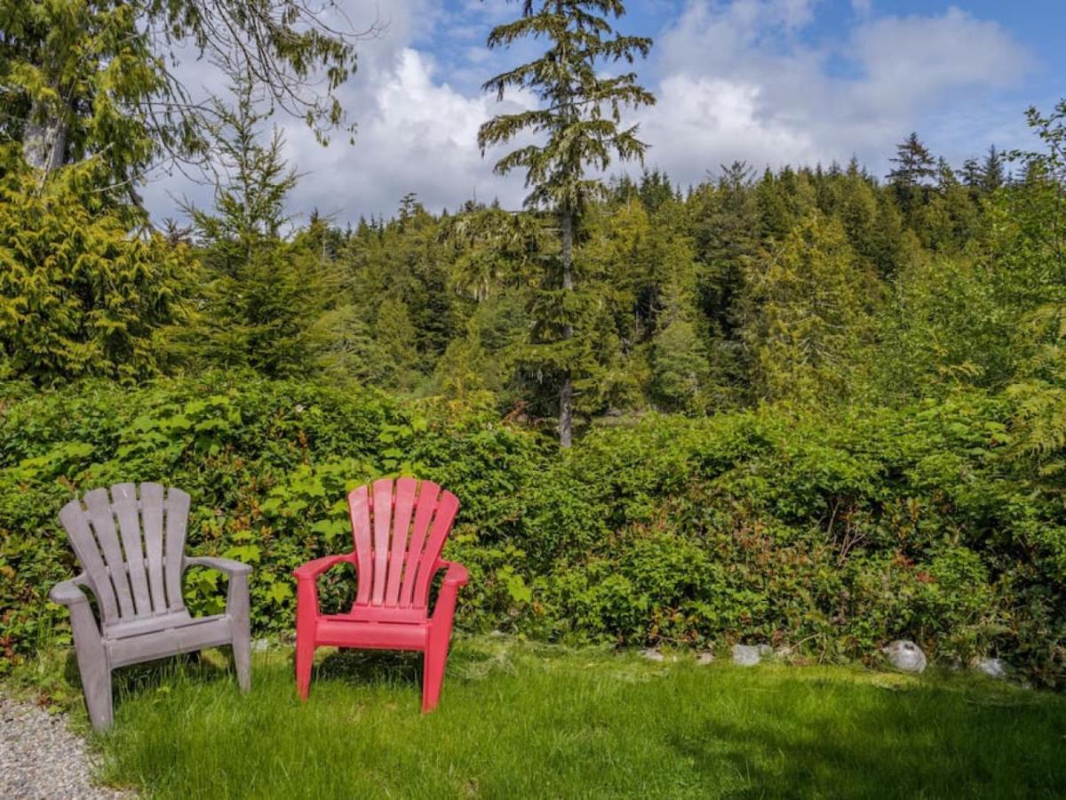 Bear Coast, Cabin With Hot Tub, Patio, And Waterview Villa Ucluelet Exterior photo