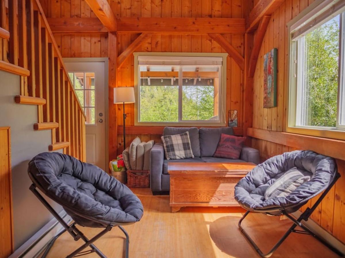 Bear Coast, Cabin With Hot Tub, Patio, And Waterview Villa Ucluelet Exterior photo