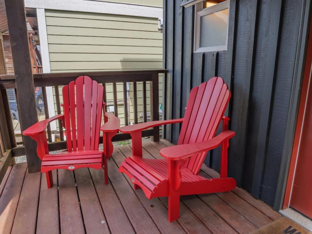 Bear Coast, Cabin With Hot Tub, Patio, And Waterview Villa Ucluelet Exterior photo