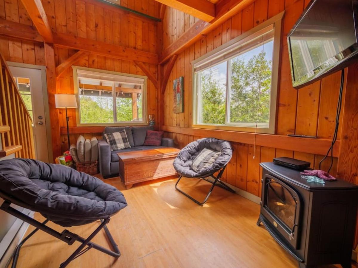 Bear Coast, Cabin With Hot Tub, Patio, And Waterview Villa Ucluelet Exterior photo