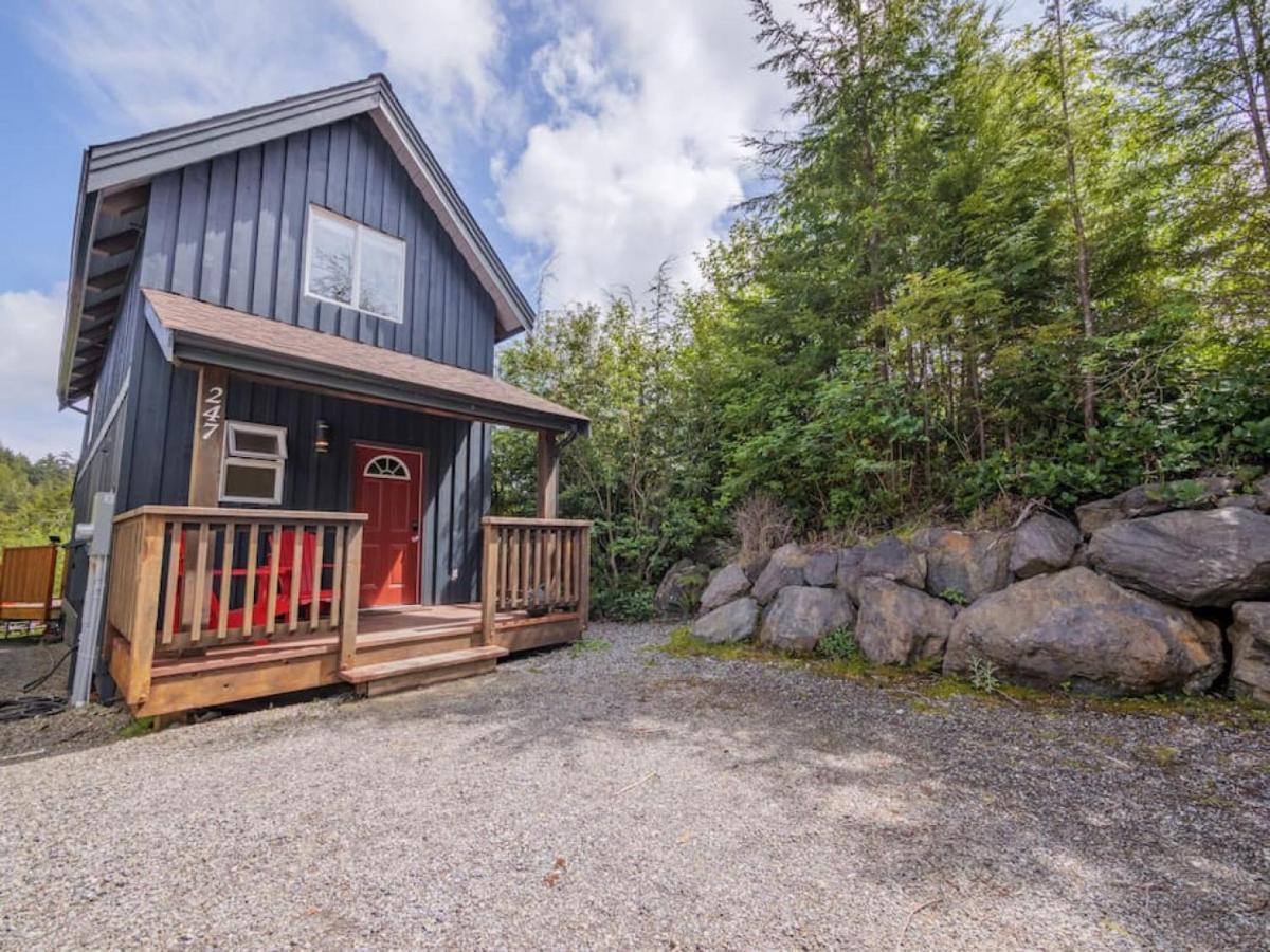 Bear Coast, Cabin With Hot Tub, Patio, And Waterview Villa Ucluelet Exterior photo